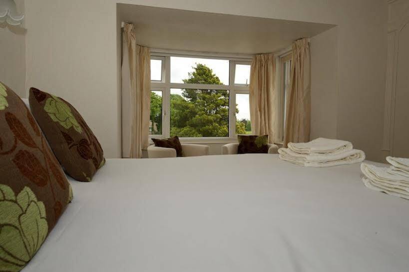 The White House Guest House Clifton  Luaran gambar